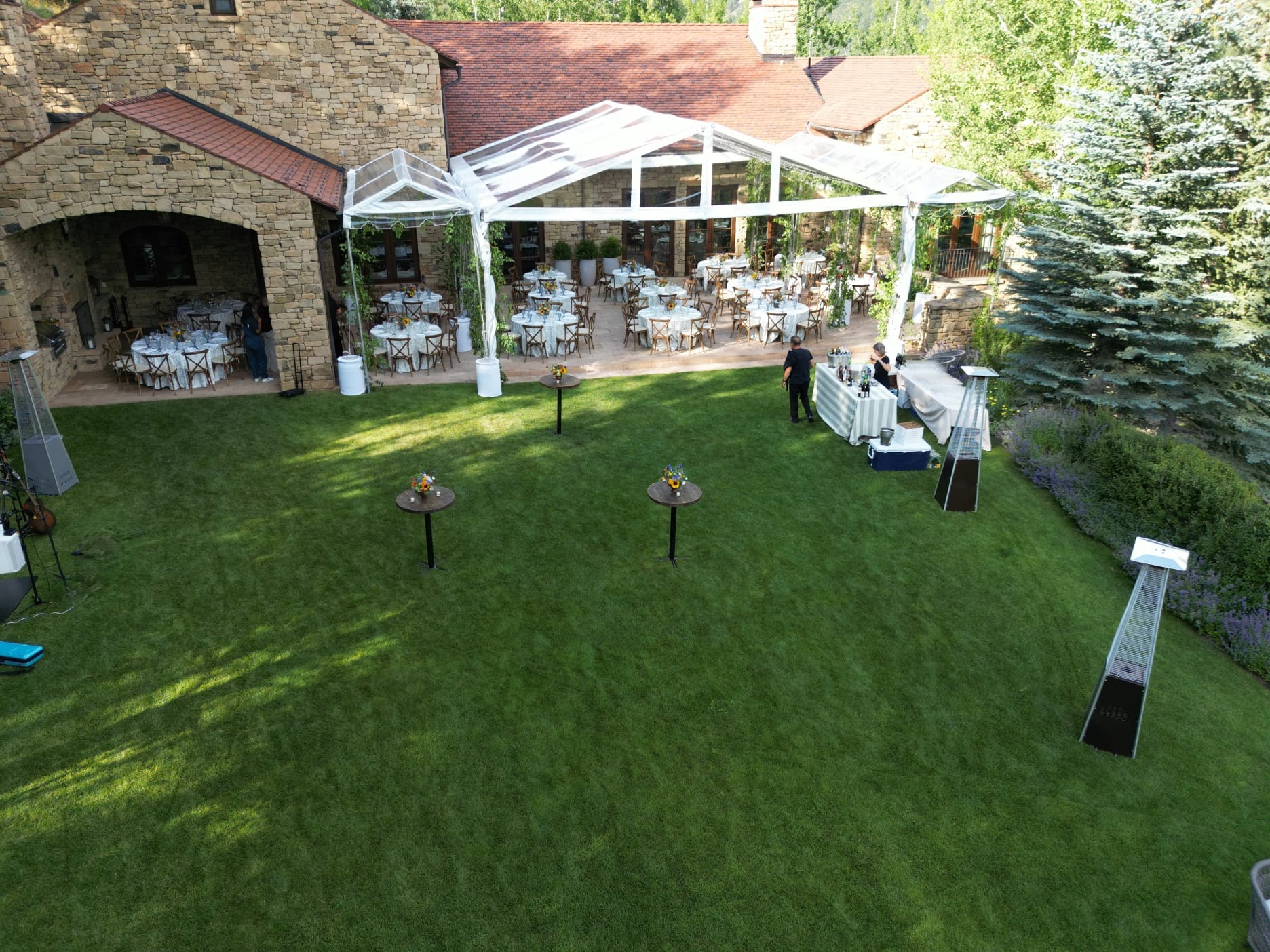 outdoor wedding reception rentals